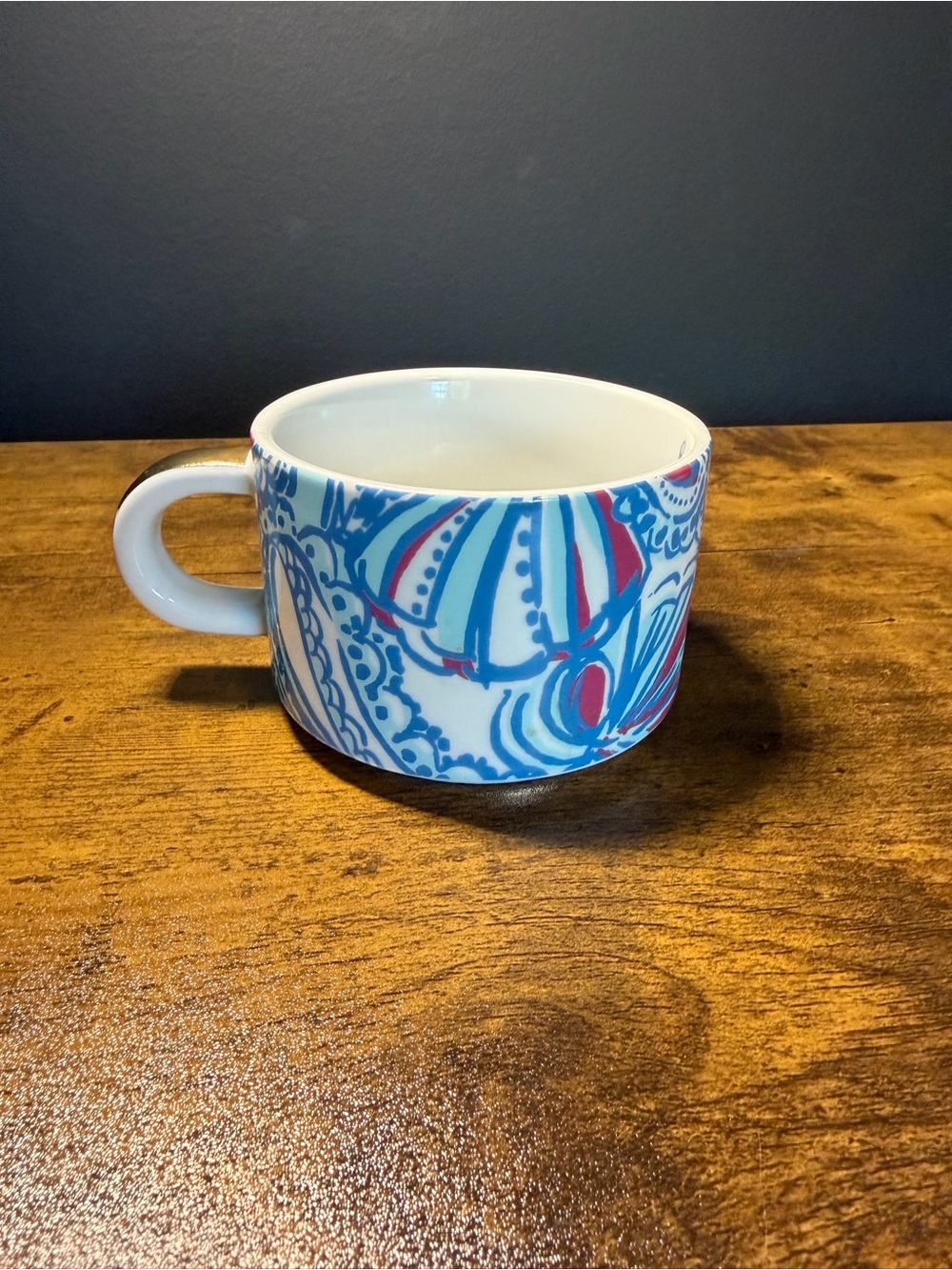 Lilly Pulitzer coffee/Tea Mug. NWOT
